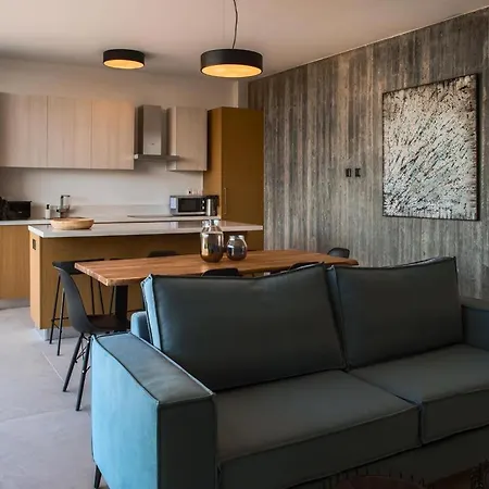 Avenue 203 3 Bed Apartment